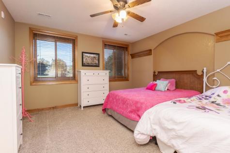 47 Stonebrook Court Bloomington IL 61704