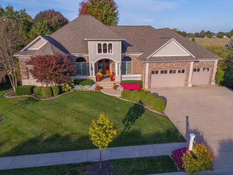 47 Stonebrook Court Bloomington IL 61704