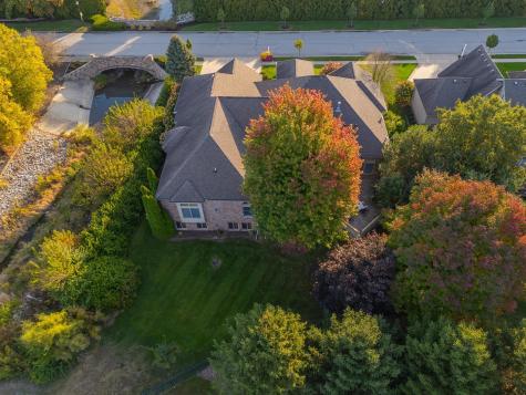 47 Stonebrook Court Bloomington IL 61704
