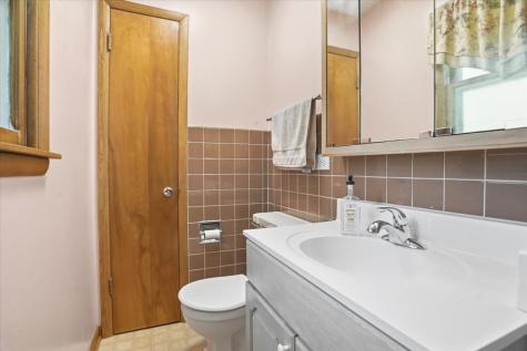 1046 Crane Boulevard Libertyville IL 60048