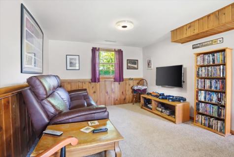 1046 Crane Boulevard Libertyville IL 60048
