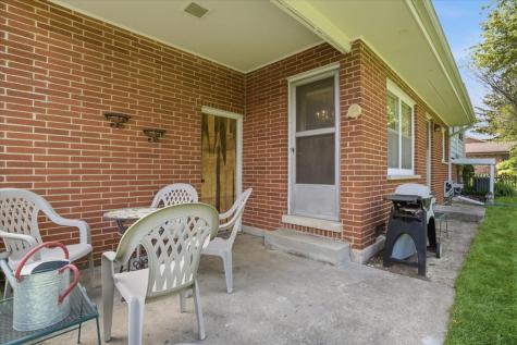 1046 Crane Boulevard Libertyville IL 60048