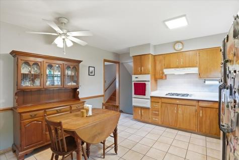 1046 Crane Boulevard Libertyville IL 60048