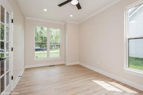 1N083 LOT 4 Farwell Street Carol Stream IL 60188