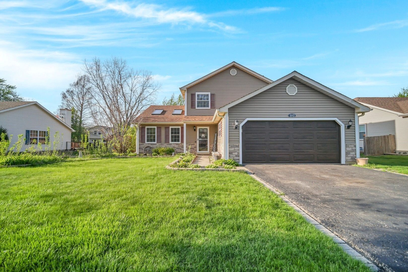 1112 Pheasant Trail Carol Stream IL 60188