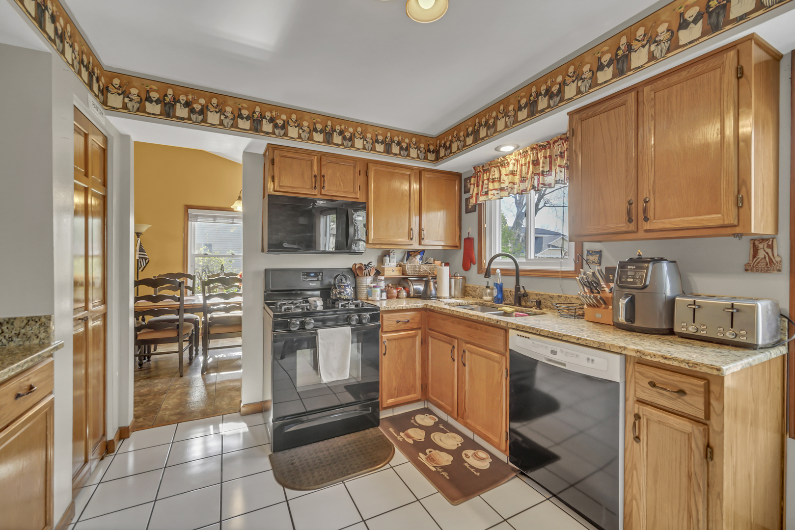 1112 Pheasant Trail Carol Stream IL 60188