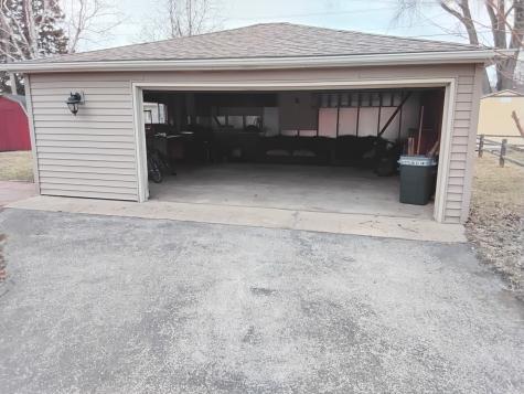 11410 South Neenah Avenue Worth IL 60482