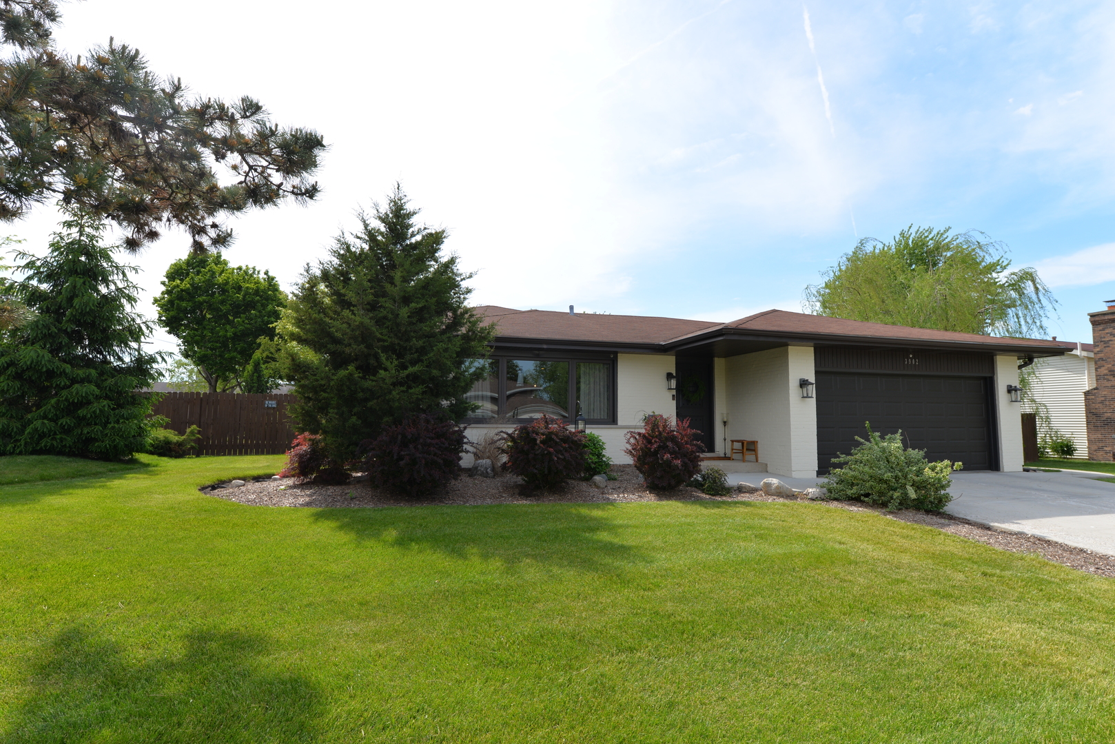 3902 North Galesburg Avenue Arlington Heights IL 60004
