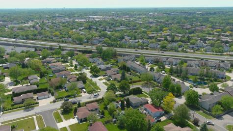 3902 North Galesburg Avenue Arlington Heights IL 60004