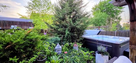 3902 North Galesburg Avenue Arlington Heights IL 60004