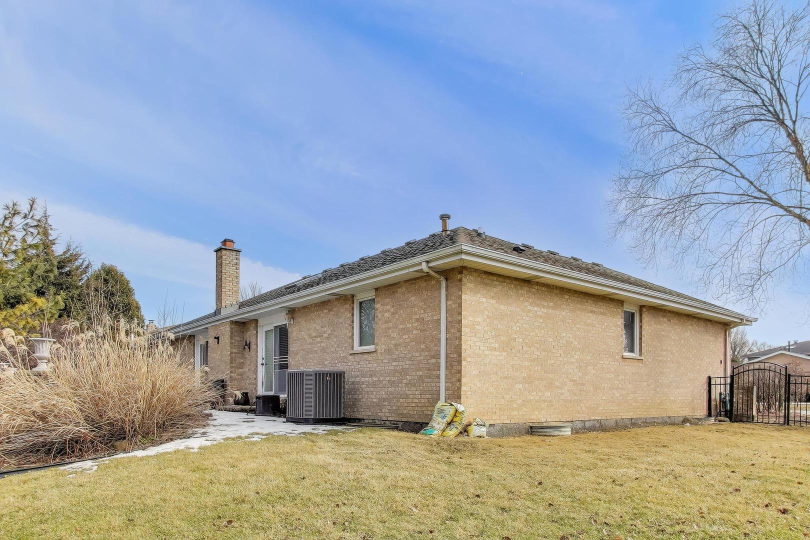 10646 Willow Avenue Mokena IL 60448