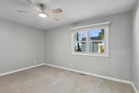 809 Oakton Avenue Romeoville IL 60446