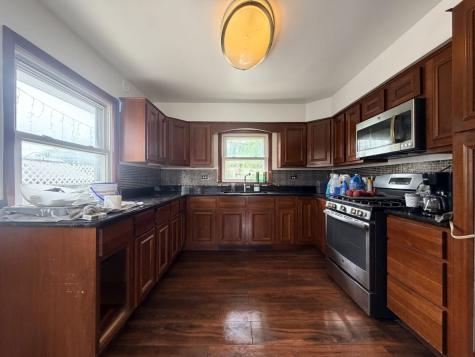 128 North York Road Bensenville IL 60106