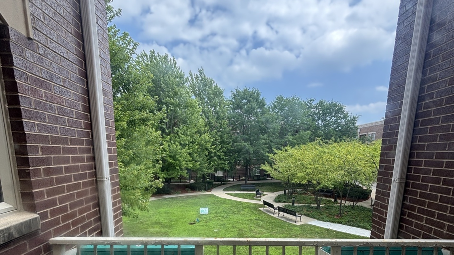 4115 South Maryland Avenue Chicago IL 60638