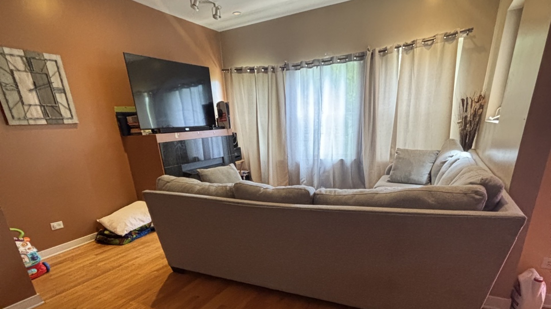 4115 South Maryland Avenue Chicago IL 60638