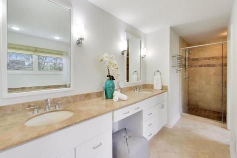 2214 Ash Lane Northbrook IL 60062
