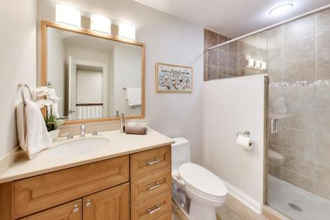 2214 Ash Lane Northbrook IL 60062