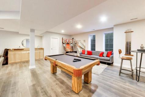 2214 Ash Lane Northbrook IL 60062