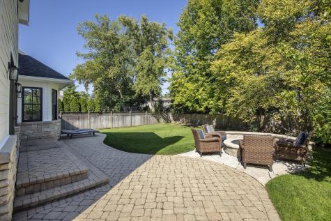 2214 Ash Lane Northbrook IL 60062