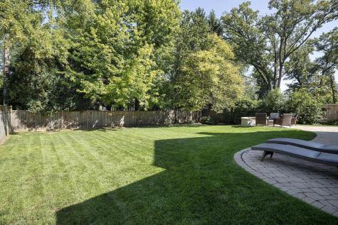 2214 Ash Lane Northbrook IL 60062