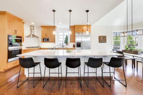 2214 Ash Lane Northbrook IL 60062