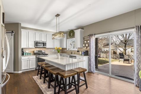 31696 North Borre Drive Lakemoor IL 60051