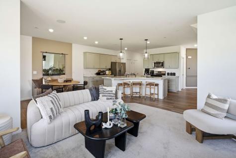 1991 Leiter Way Hoffman Estates IL 60169