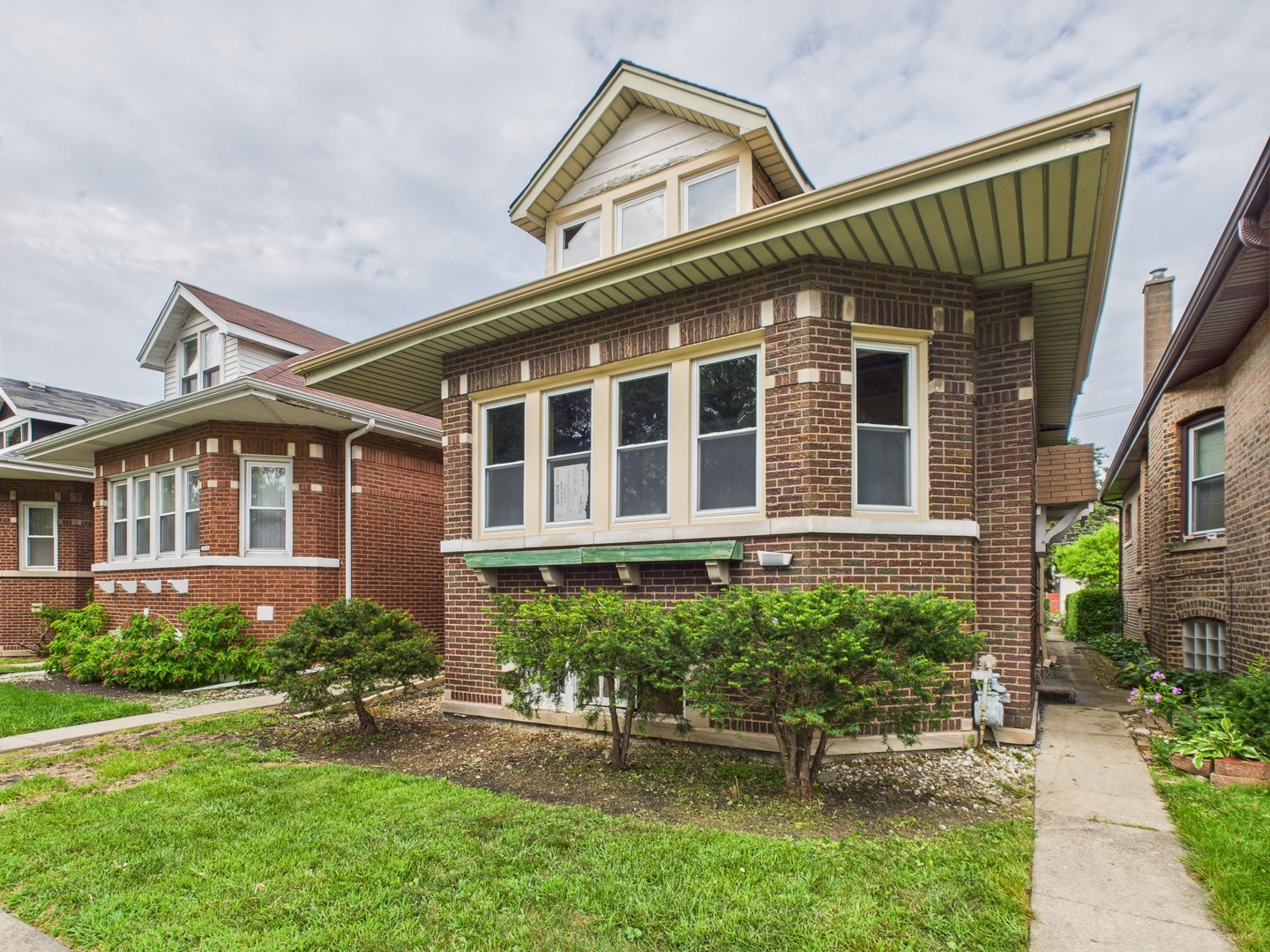 9331 South Racine Avenue Chicago IL 60620