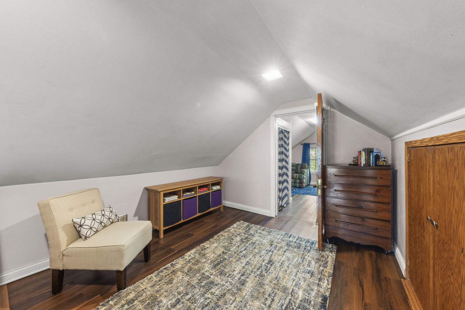 5136 West Winona Street Chicago IL 60630
