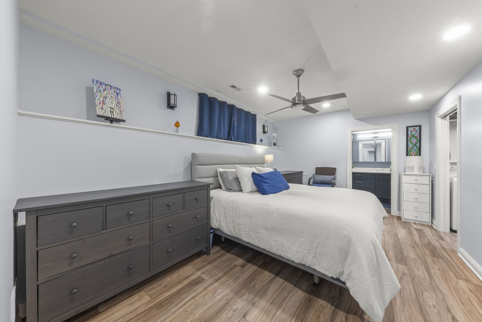 5136 West Winona Street Chicago IL 60630