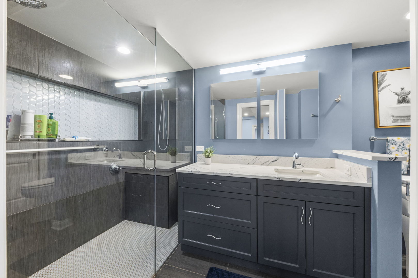 5136 West Winona Street Chicago IL 60630