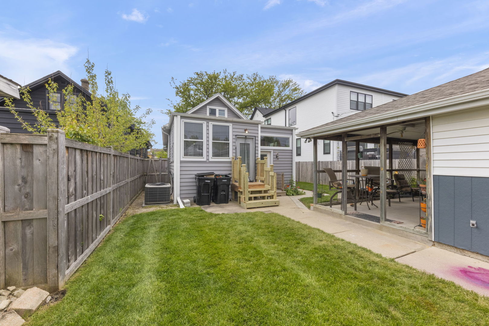 5136 West Winona Street Chicago IL 60630