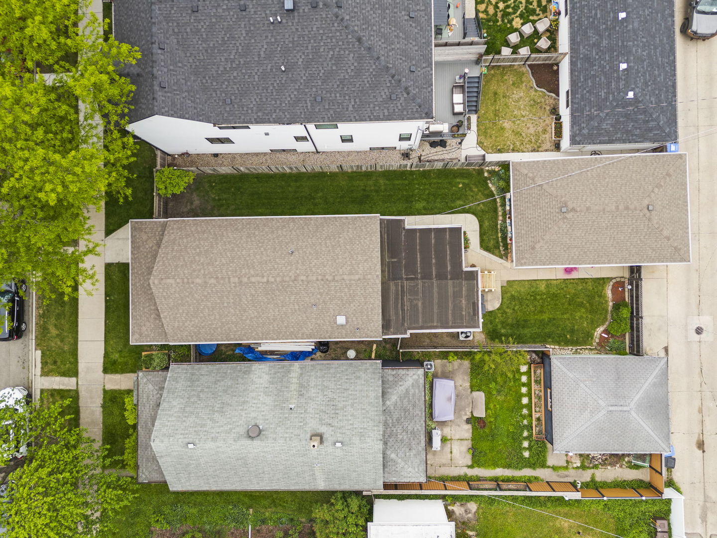 5136 West Winona Street Chicago IL 60630