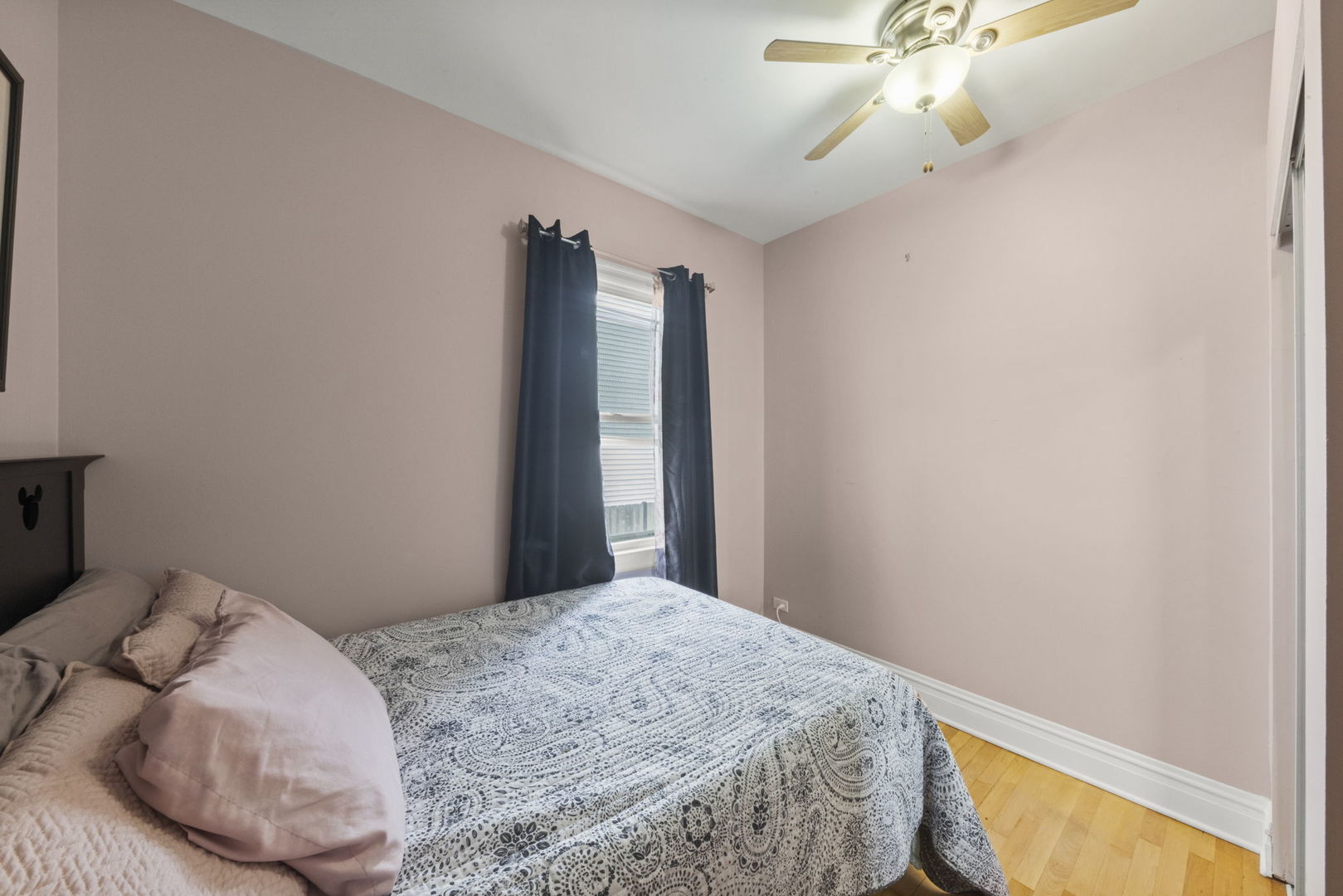 5136 West Winona Street Chicago IL 60630