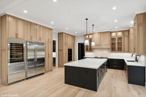 3293 Doriann Court Northbrook IL 60062