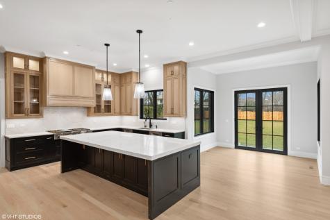 3293 Doriann Court Northbrook IL 60062