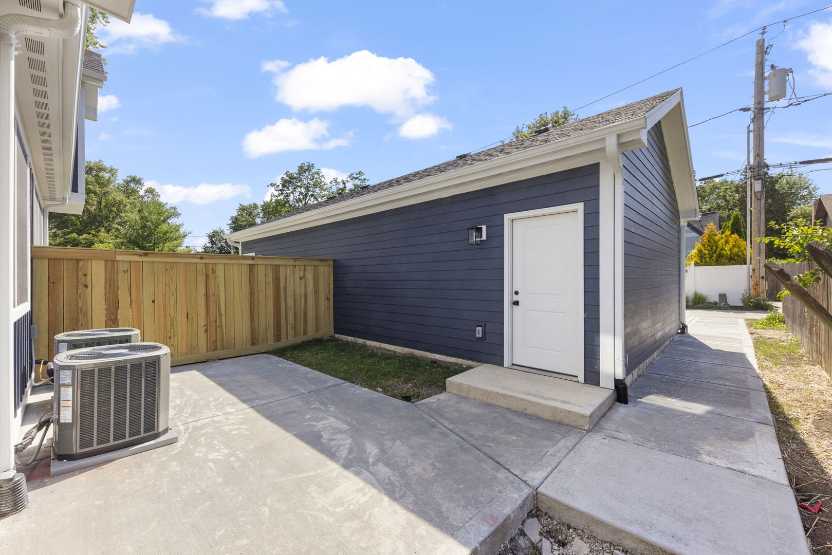 717 North Brainard Street Naperville IL 60563