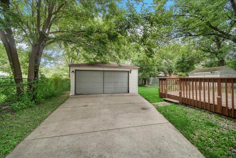 16913 Western Avenue Hazel Crest IL 60429