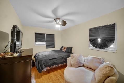 16913 Western Avenue Hazel Crest IL 60429