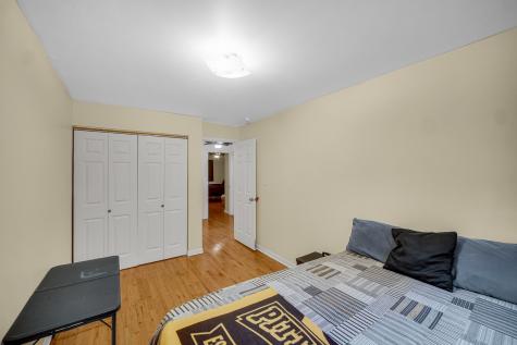 16913 Western Avenue Hazel Crest IL 60429