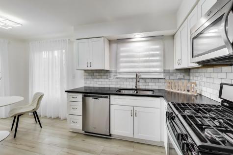 158 Jefferson Lane Streamwood IL 60107