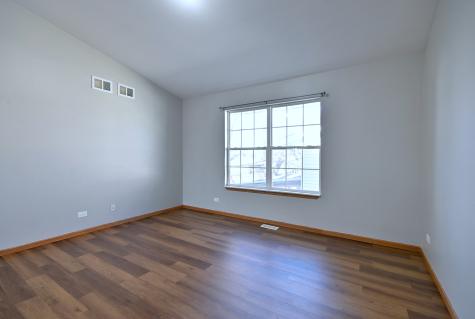 19 East Pineview Drive Round Lake Park IL 60073