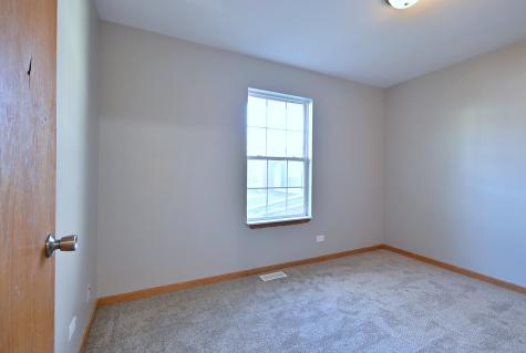 19 East Pineview Drive Round Lake Park IL 60073
