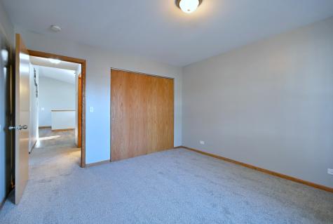 19 East Pineview Drive Round Lake Park IL 60073