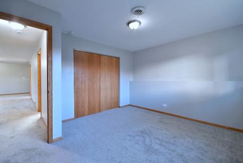 19 East Pineview Drive Round Lake Park IL 60073