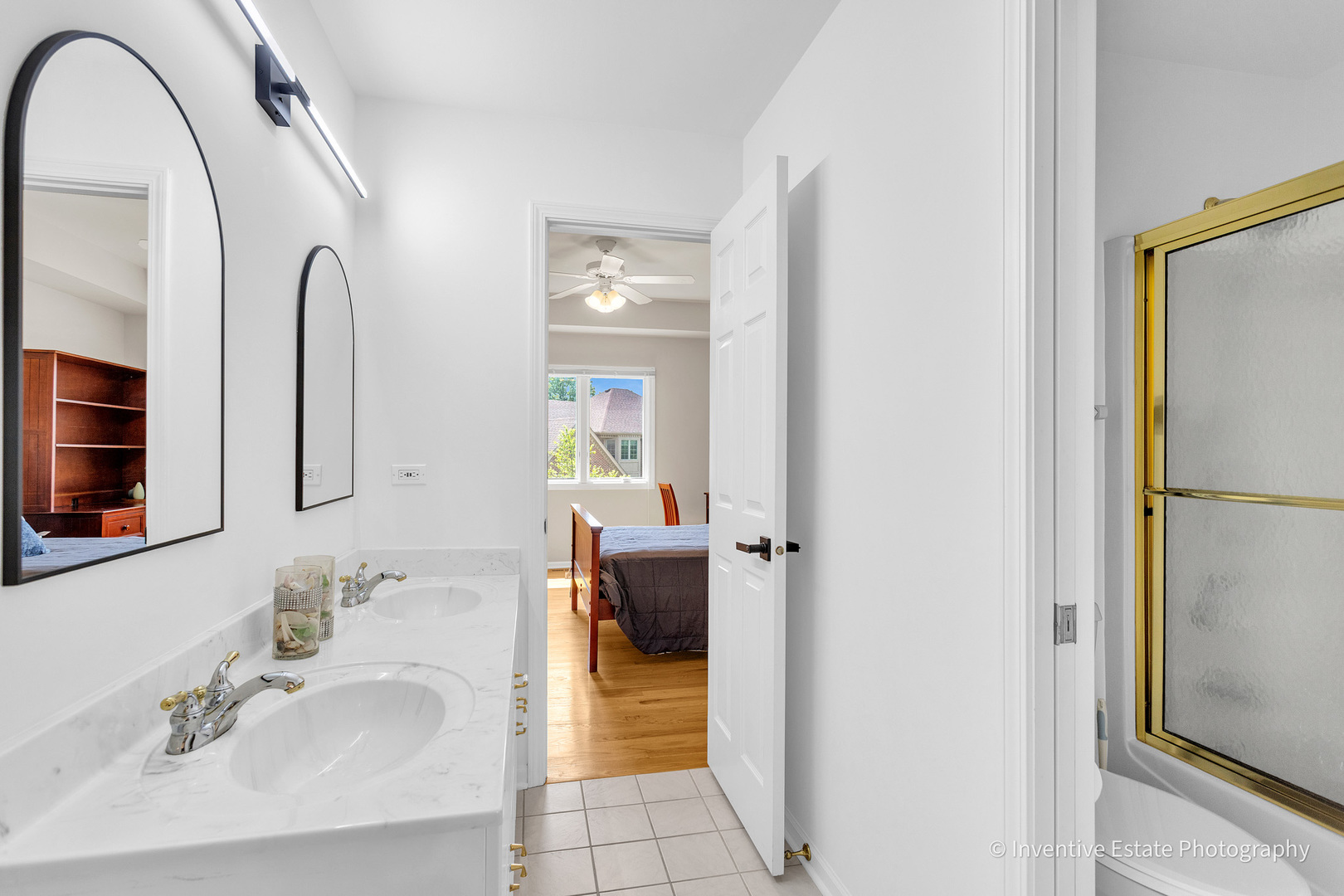 2341 Courtland Court Aurora IL 60502