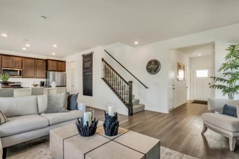 2433 Semillon Street Oswego IL 60543