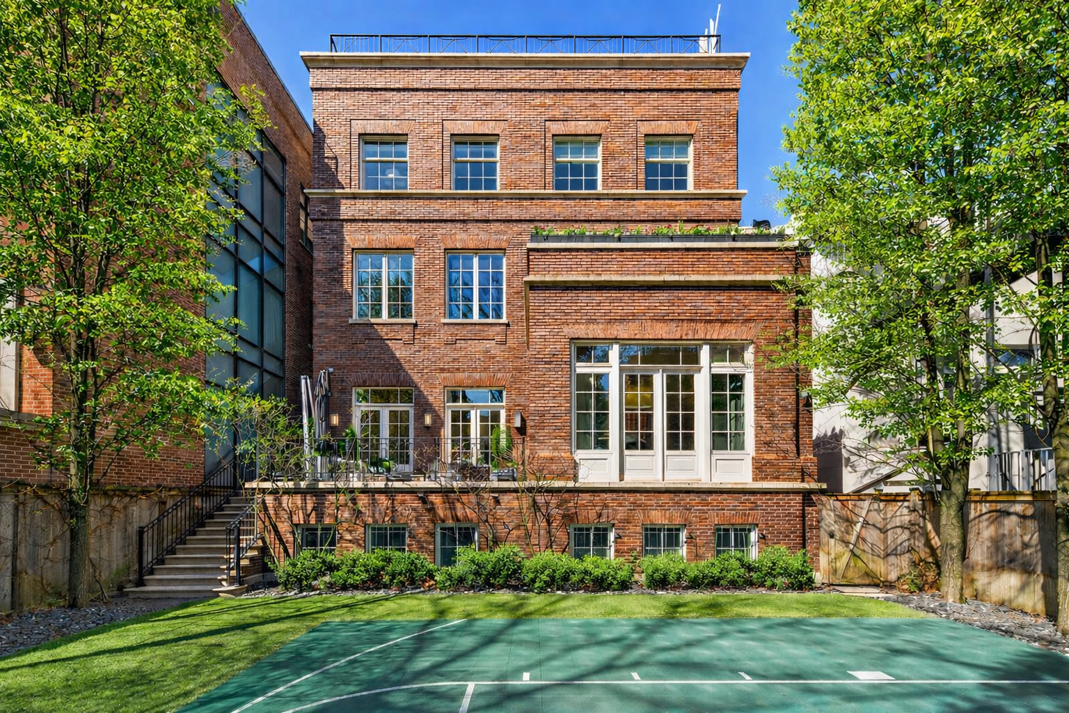 1853 North Burling Street Chicago IL 60614