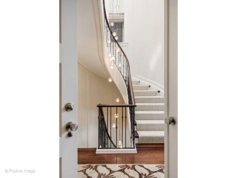 1853 North Burling Street Chicago IL 60614