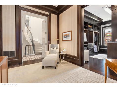 1853 North Burling Street Chicago IL 60614
